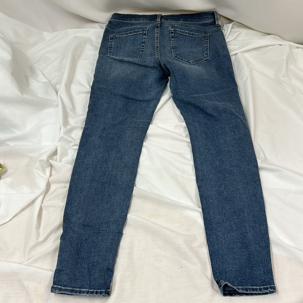 Pacsun Distressed Ripped Perfect Fit Jegging Beach Blue Denim Jeans Size 27 - Picture 2 of 9